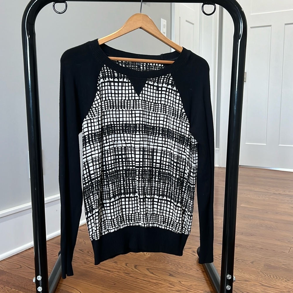 Michael Stars black & white silk blouse size S